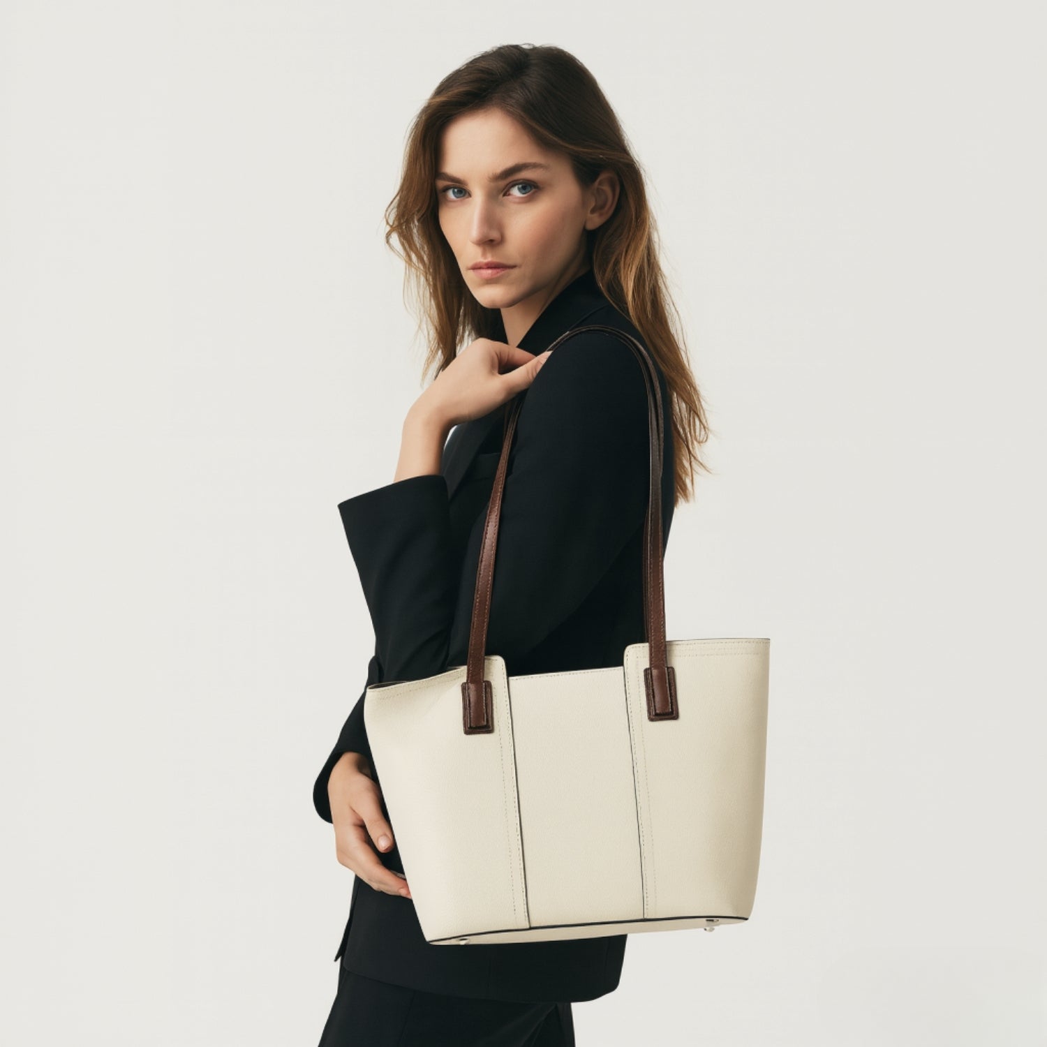 Léonie Leather Tote Bag