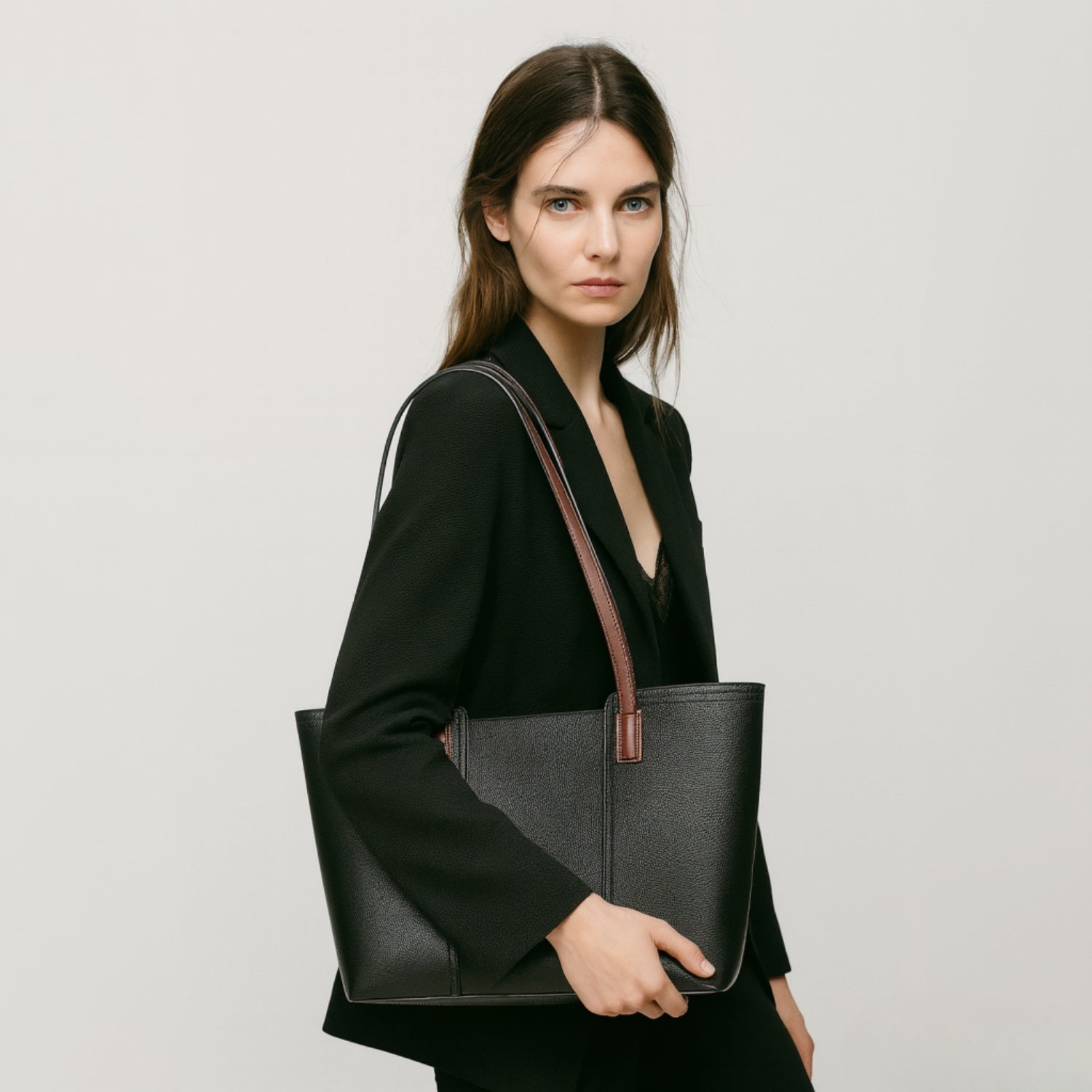 Léonie Leather Tote Bag